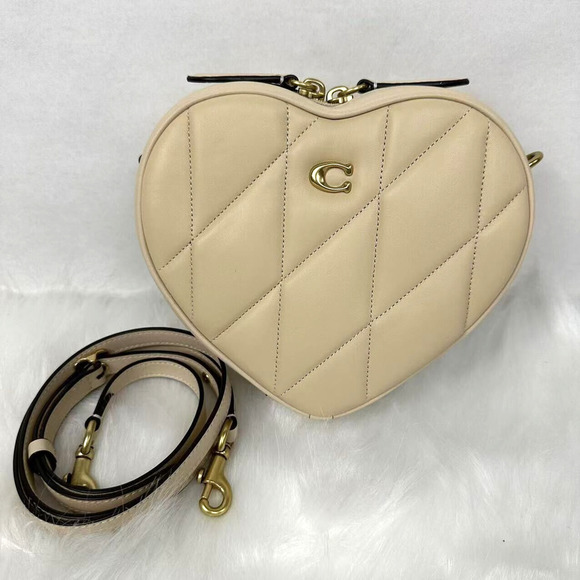 Coach Heart Crossbody Bag With Quilting In Brass / Ivory Leather CE725 NWT - Picture 1 of 11